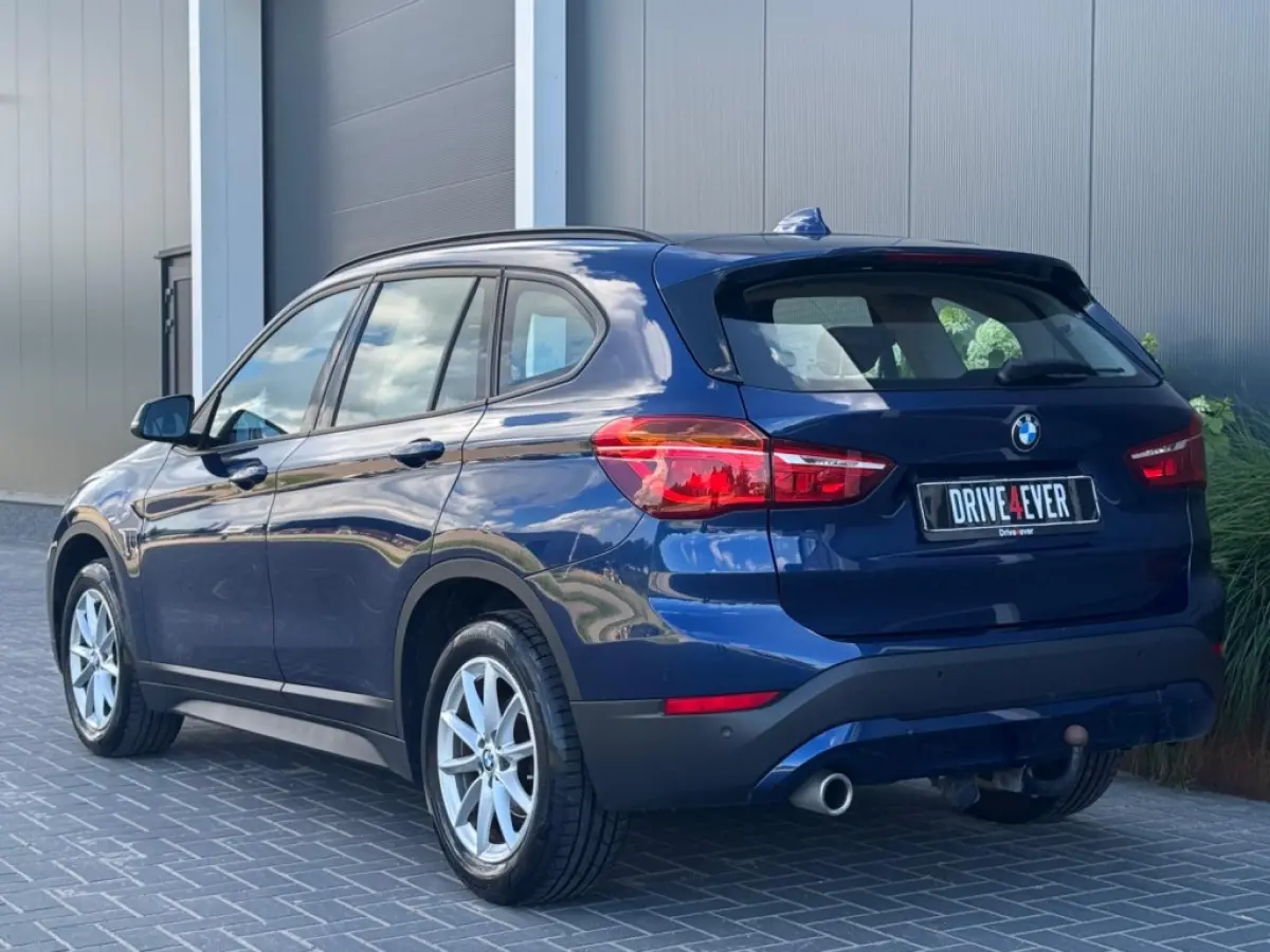 sDrive18i 12-2019 NAVI CLIMATE PDC TREKHAAK SPORTVELGEN