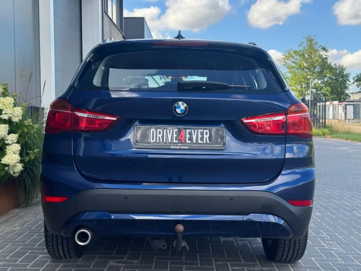 sDrive18i 12-2019 NAVI CLIMATE PDC TREKHAAK SPORTVELGEN