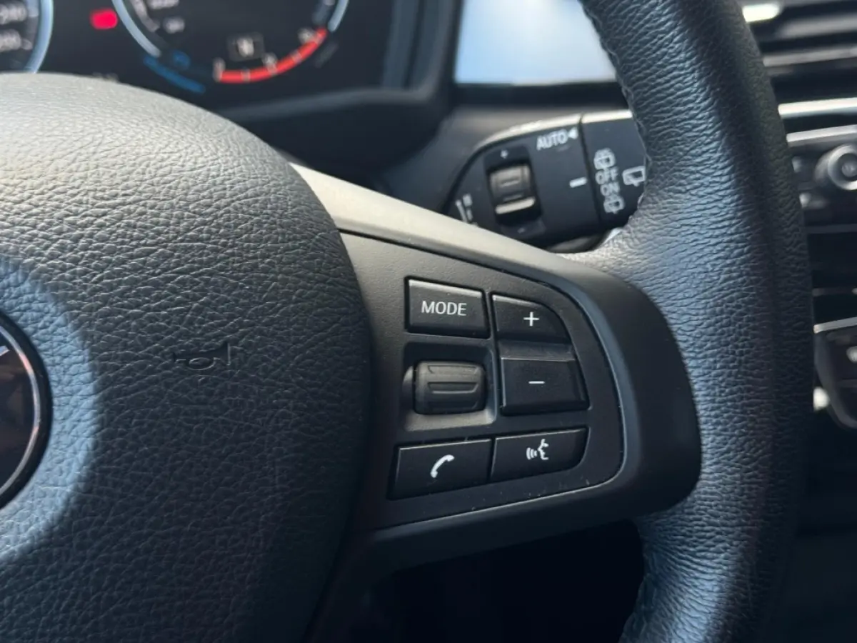 sDrive18i 12-2019 NAVI CLIMATE PDC TREKHAAK SPORTVELGEN