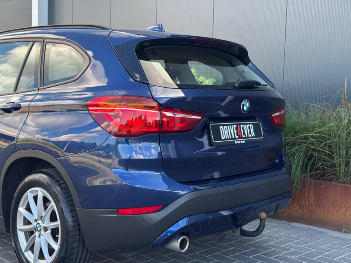 sDrive18i 12-2019 NAVI CLIMATE PDC TREKHAAK SPORTVELGEN