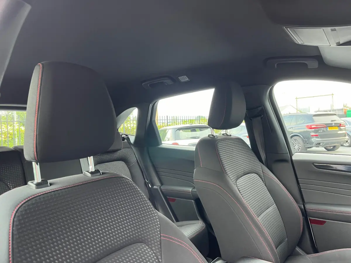 2.5 PHEV ST-Line NL.Auto/Camera/Climatronic/Carplay/Full Led/All season/1Ste Eigenaar/Volledig Dealer onderhouden