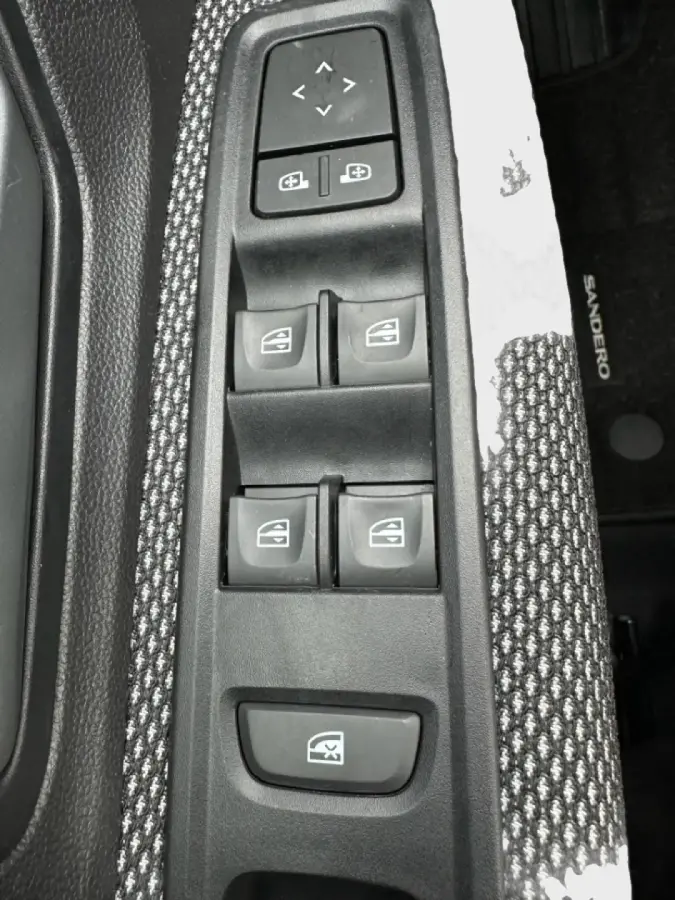 1.0 TCe 100 Expression Apple carplay Pdc achter Cruise controle