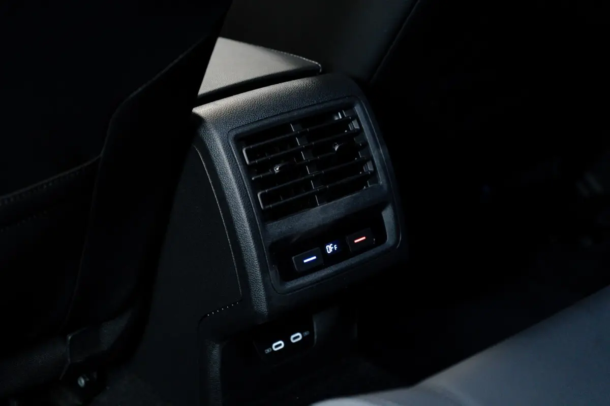 1.5 eTSI 3x R-Line Pano|IQ|ACC|AppleCarplay|Trekhaak