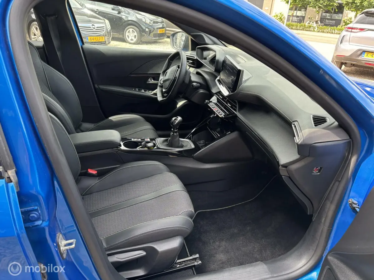 1.2 PureTech 100 GT Navigatie Carplay Camera Pdc Draadloze lader