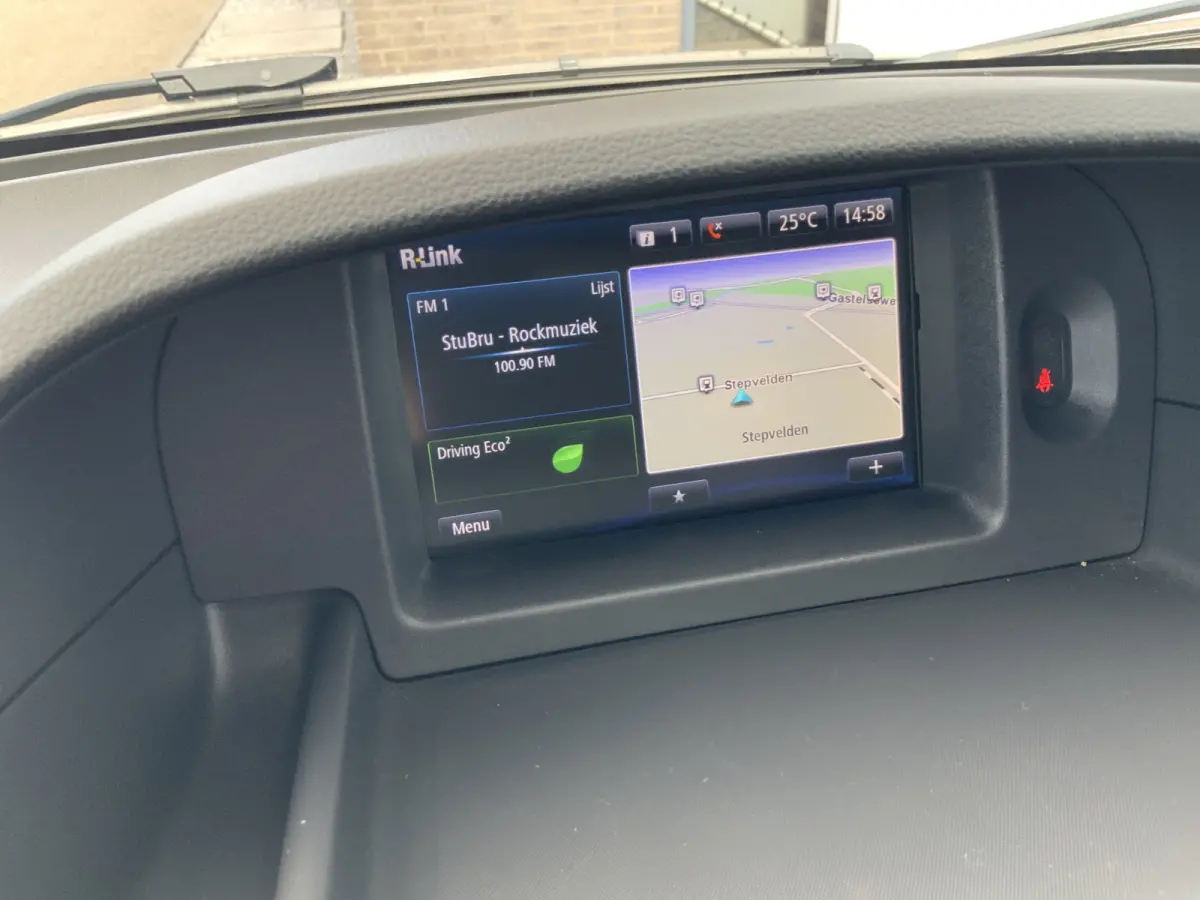 1.5 dCi 90 Energy Comfort Plus .Sortimo Kasten Compleet ,Airco Cruise Camera Navi Euro 6