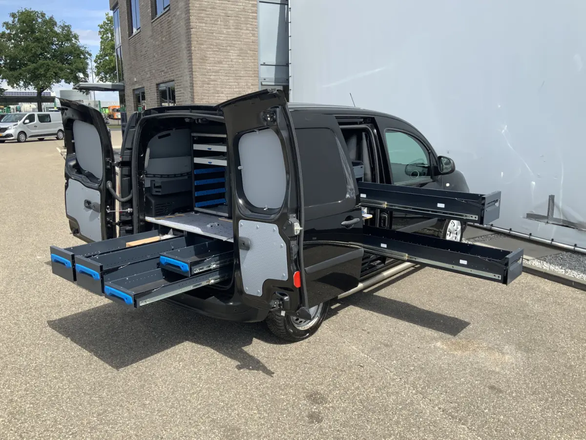 1.5 dCi 90 Energy Comfort Plus .Sortimo Kasten Compleet ,Airco Cruise Camera Navi Euro 6