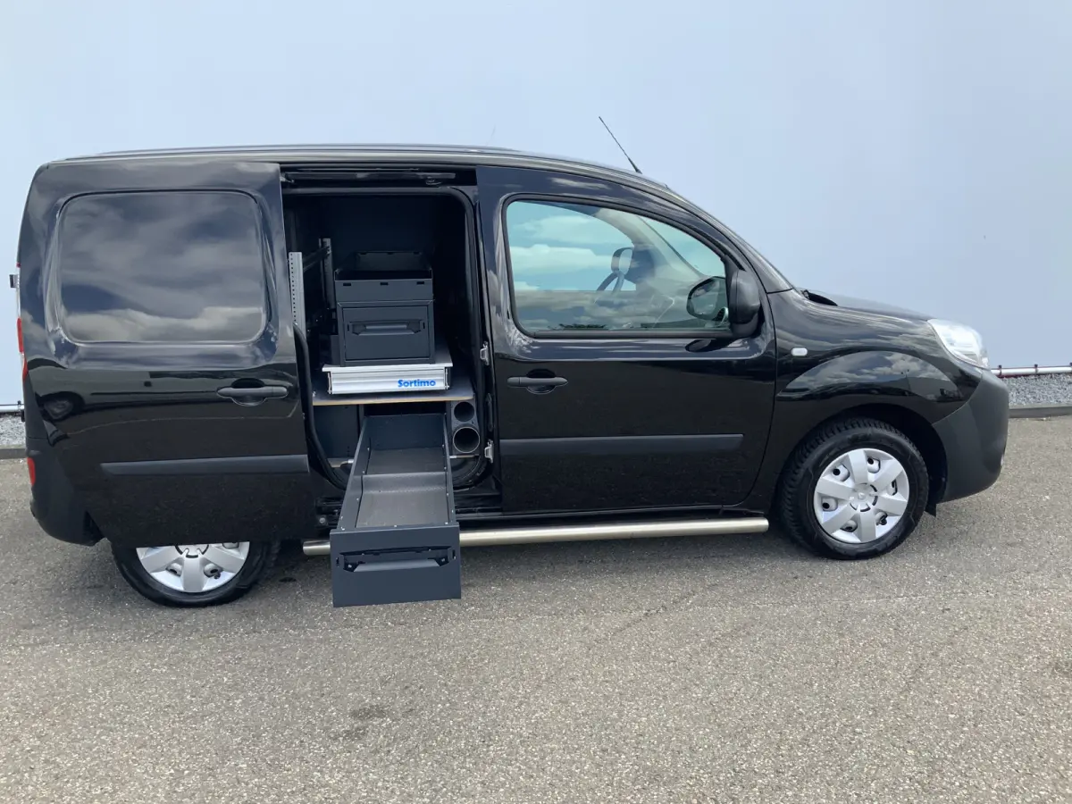 1.5 dCi 90 Energy Comfort Plus .Sortimo Kasten Compleet ,Airco Cruise Camera Navi Euro 6