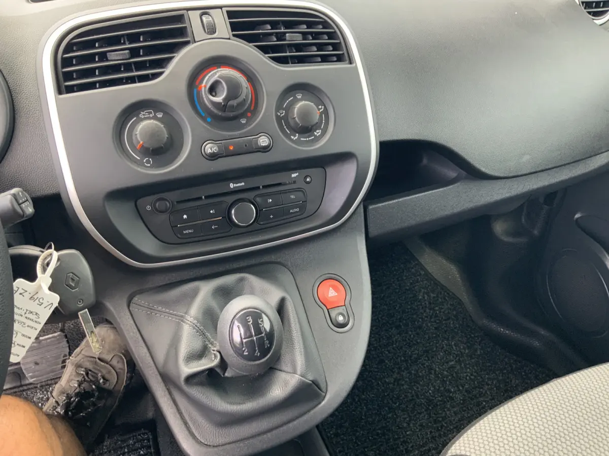 1.5 dCi 90 Energy Comfort Plus .Sortimo Kasten Compleet ,Airco Cruise Camera Navi Euro 6