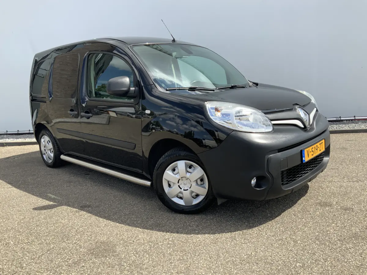 1.5 dCi 90 Energy Comfort Plus .Sortimo Kasten Compleet ,Airco Cruise Camera Navi Euro 6