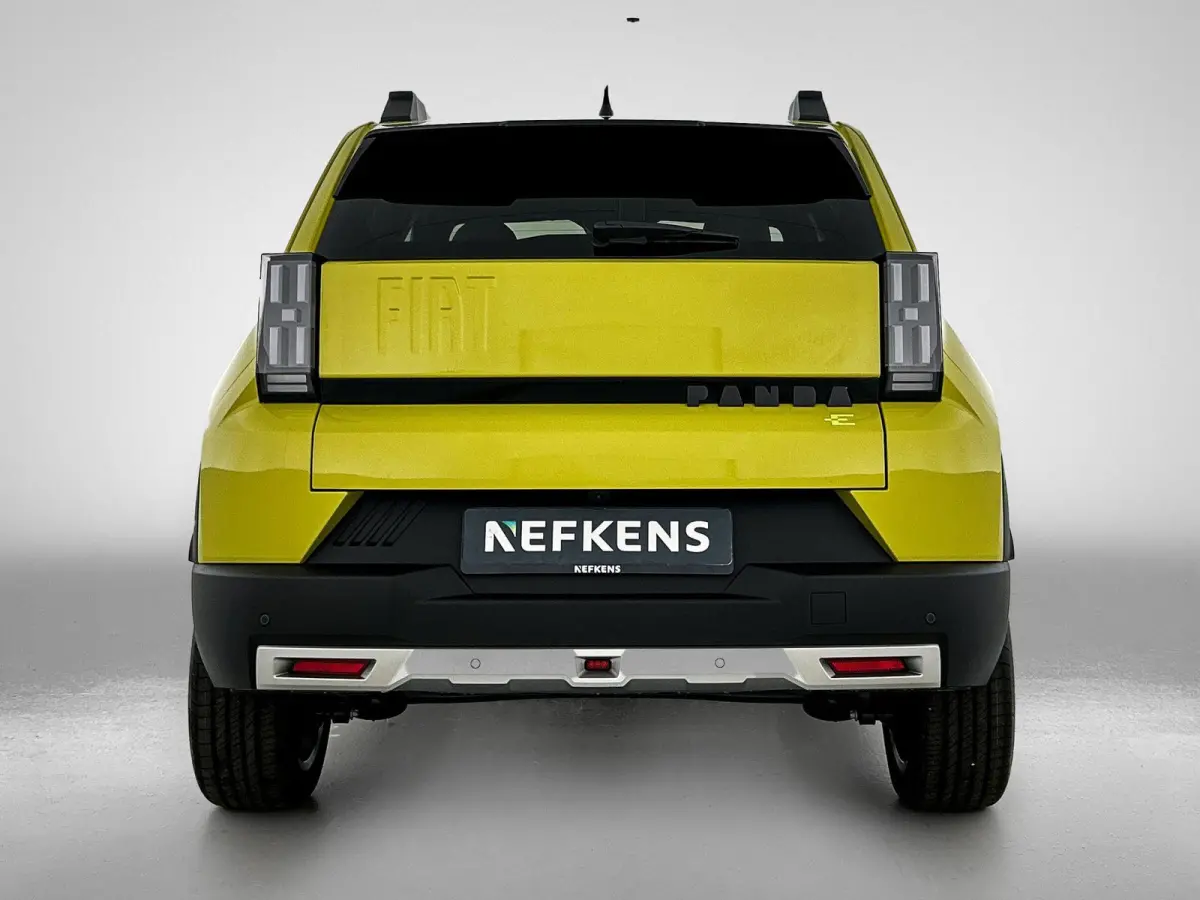 La Prima 11 kW 44 kWh 110pk Automaat | Navigatie | Achteruitrijcamera | Parkeersensoren Voor en Achter | Voorstoelen Verwarmd | LED Koplampen | DAB Ontvanger | Climate Control | Cruise Contr