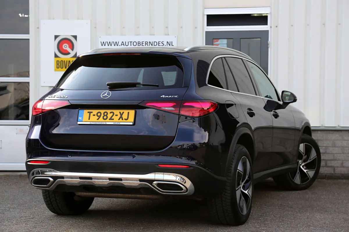 4MATIC*NL-Auto*1ste Eig.*Perfect onderh.*Elek. Trekhaak/ACC/Luchtvering/LED Koplampen/360Camera/Memorie/Sfeer/Dodehoek/Parkeersens.V+A/19 inch LM*