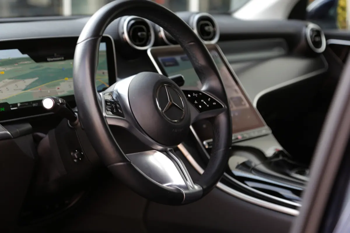 4MATIC*NL-Auto*1ste Eig.*Perfect onderh.*Elek. Trekhaak/ACC/Luchtvering/LED Koplampen/360Camera/Memorie/Sfeer/Dodehoek/Parkeersens.V+A/19 inch LM*