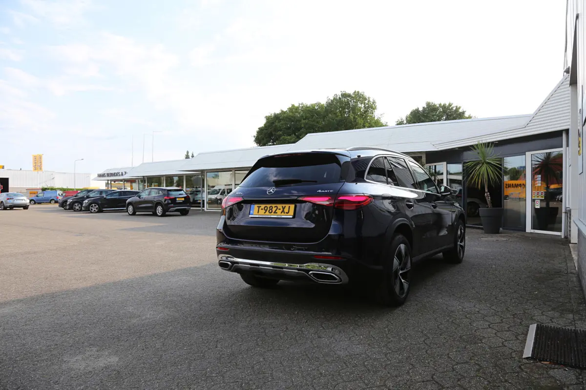 4MATIC*NL-Auto*1ste Eig.*Perfect onderh.*Elek. Trekhaak/ACC/Luchtvering/LED Koplampen/360Camera/Memorie/Sfeer/Dodehoek/Parkeersens.V+A/19 inch LM*