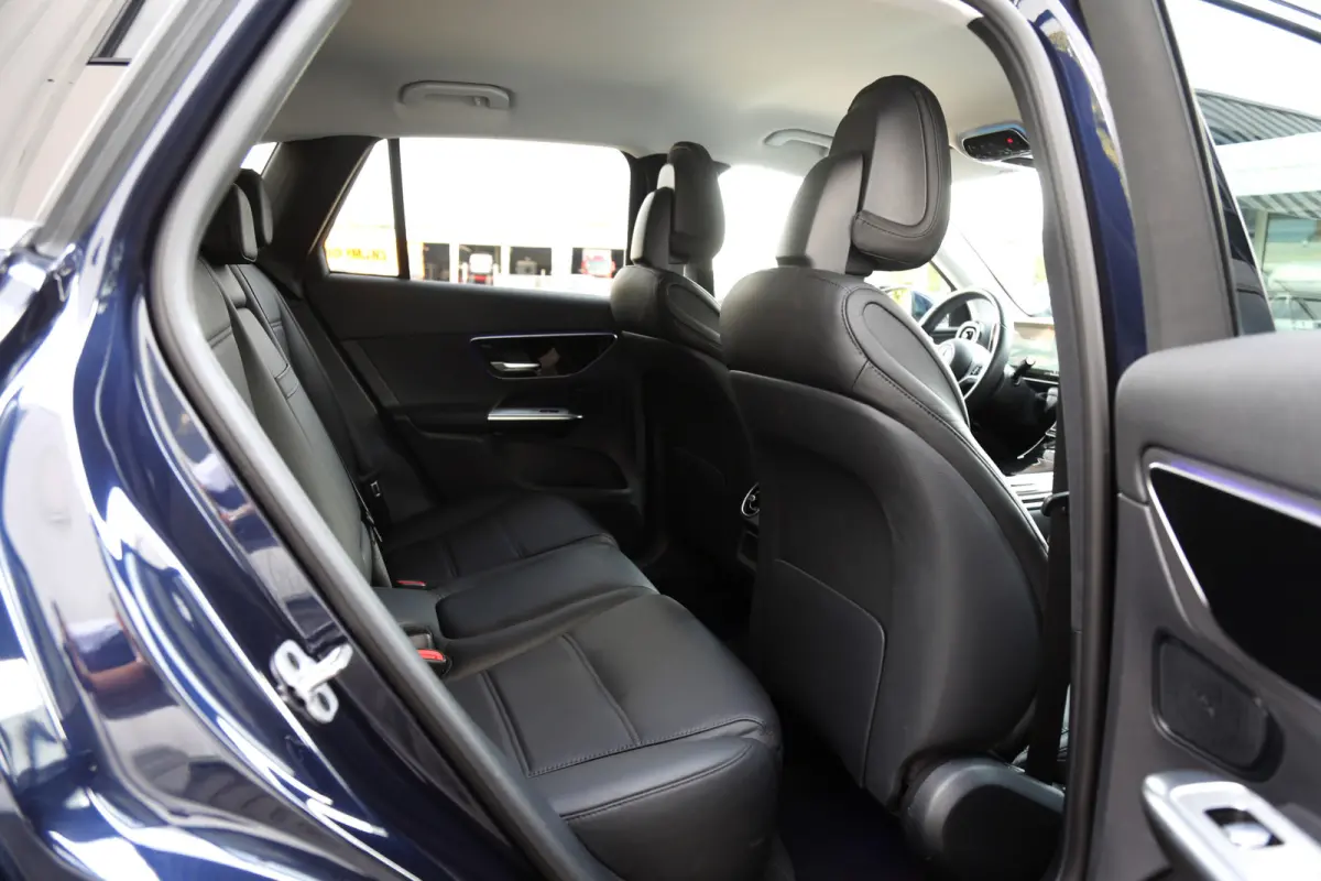 4MATIC*NL-Auto*1ste Eig.*Perfect onderh.*Elek. Trekhaak/ACC/Luchtvering/LED Koplampen/360Camera/Memorie/Sfeer/Dodehoek/Parkeersens.V+A/19 inch LM*