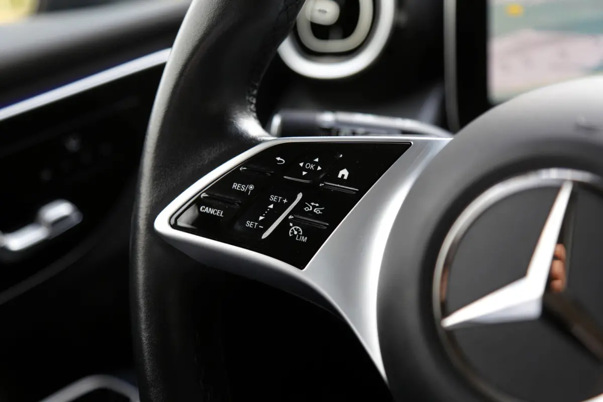 4MATIC*NL-Auto*1ste Eig.*Perfect onderh.*Elek. Trekhaak/ACC/Luchtvering/LED Koplampen/360Camera/Memorie/Sfeer/Dodehoek/Parkeersens.V+A/19 inch LM*