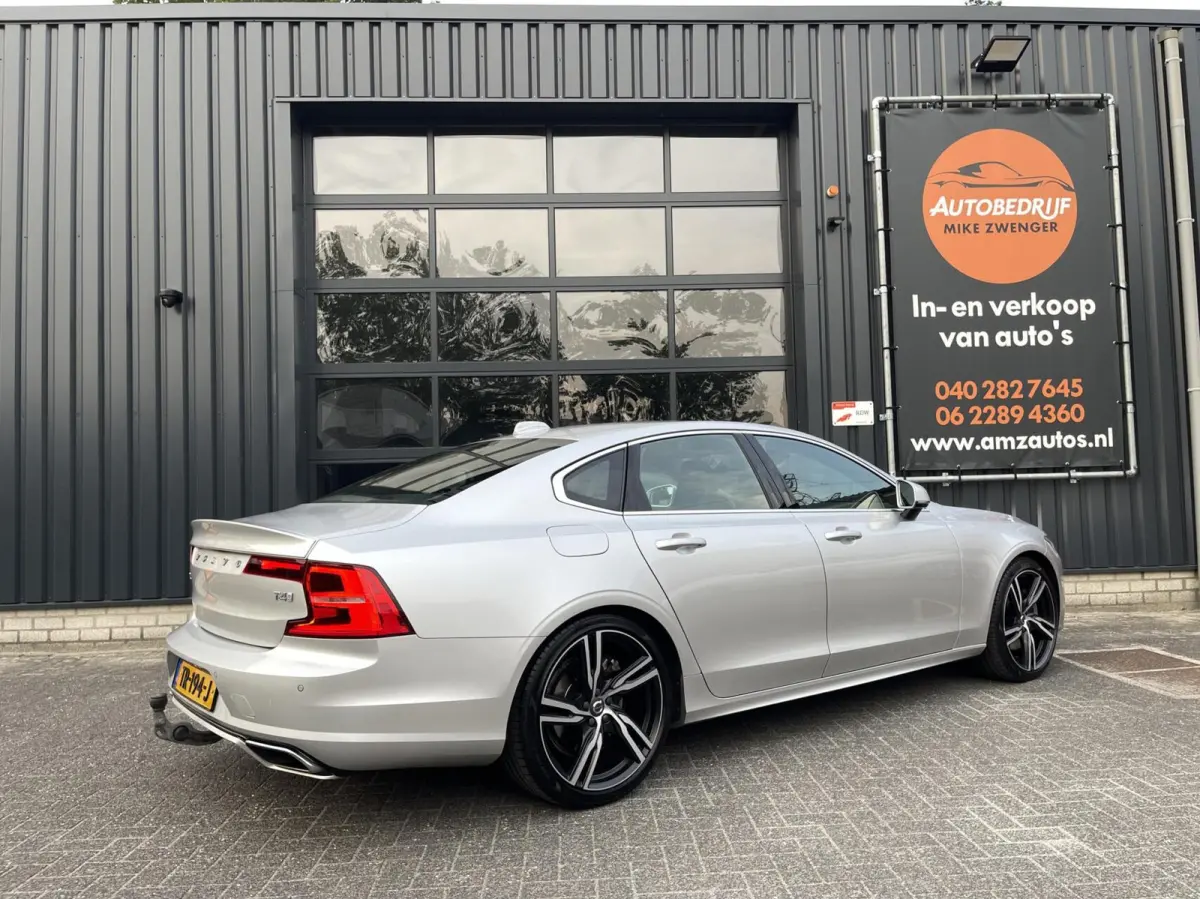 2.0 T4 R-Design AUT. PILOT ASSIST|BLIS|CARPLAY|HARMAN-KARDON|KEYLESS|CAMERA|DEALER ONDERHOUDEN|NETTE STAAT
