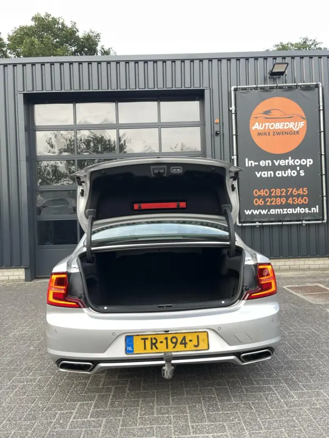 2.0 T4 R-Design AUT. PILOT ASSIST|BLIS|CARPLAY|HARMAN-KARDON|KEYLESS|CAMERA|DEALER ONDERHOUDEN|NETTE STAAT