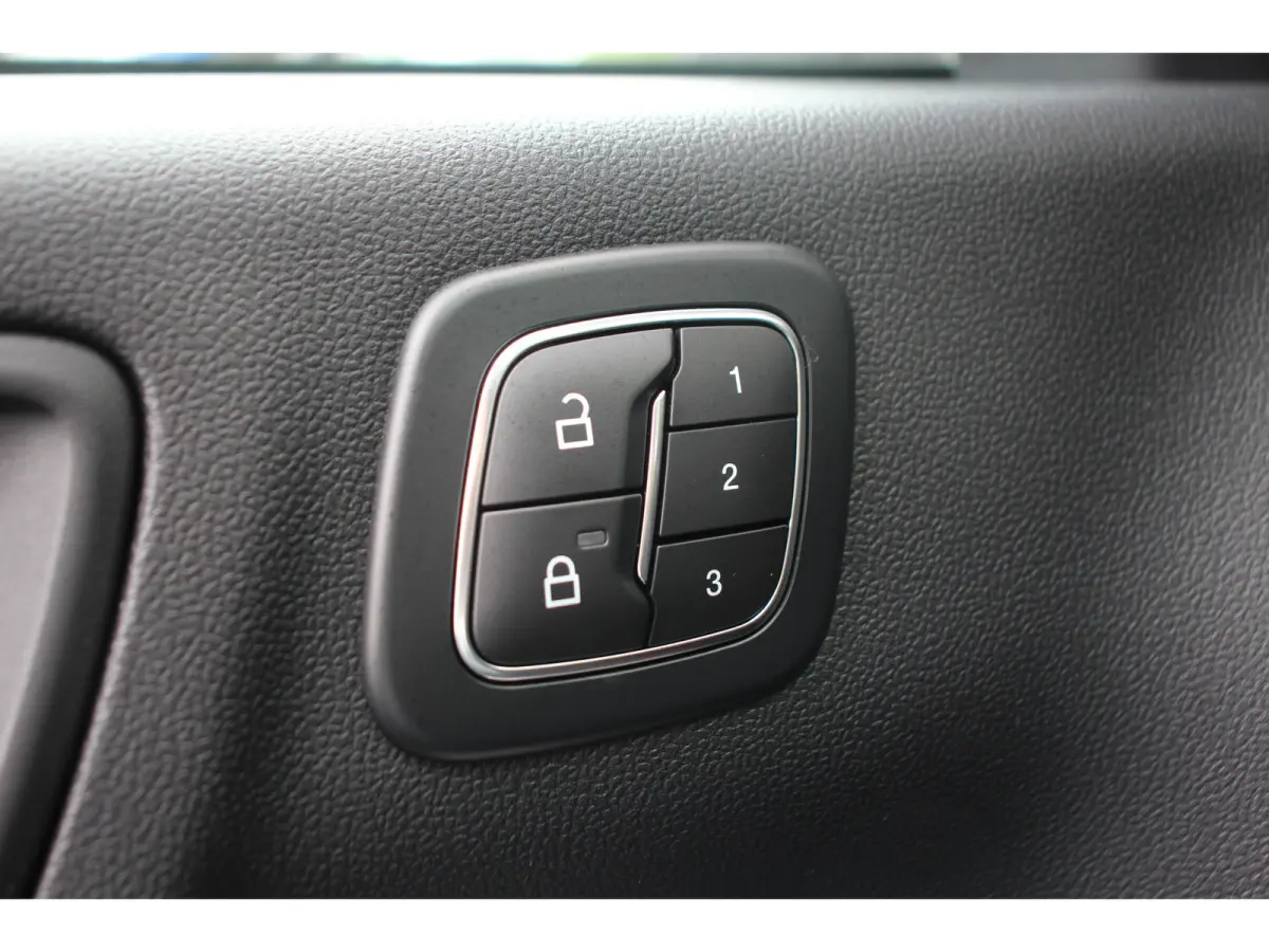 2.5 PHEV ACTIVE X | SNEL LEVERBAAR! | PANODAK | EL. TREKHAAK | LEDER | ALLE OPTIES! | HEAD-UP | FULL LED | NAVI | CLIMA