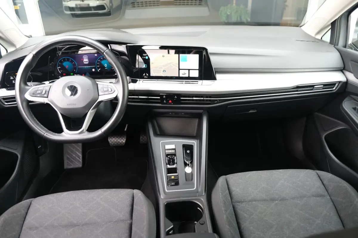8 1.5 eTSI Life DSG 150PK HuD IQ Led Navi