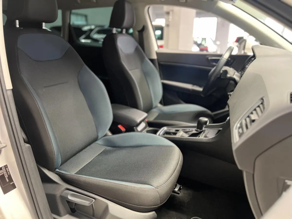 1.5 TSI Style Business Intense I Navi I Camera I Full Led I Cruise I Park. sens I Carplay I Isofix I New APK I 150 PK.