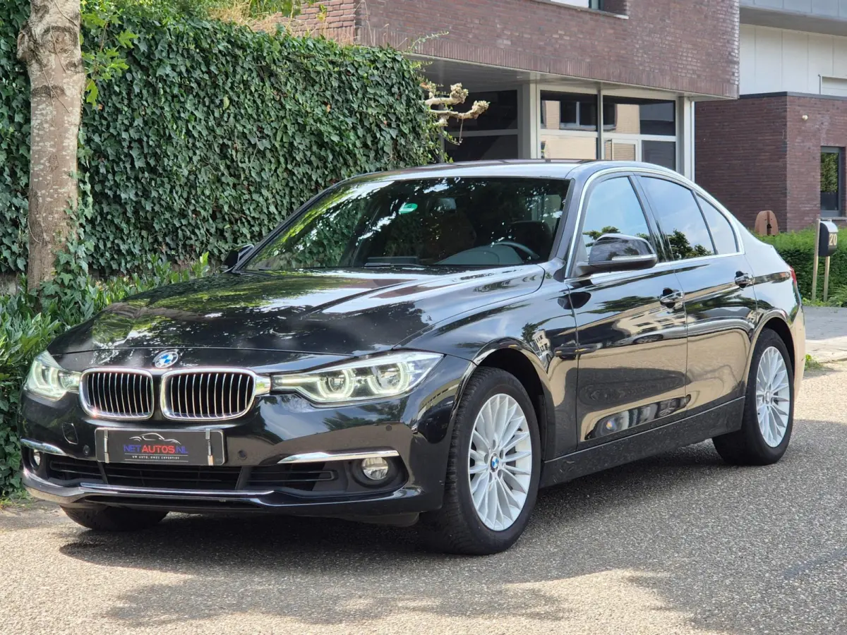 F30 Apple CarPlay Sport Interieur NBT Evo GR Navi LCI High Executive PDC Dodehoek waarschwing