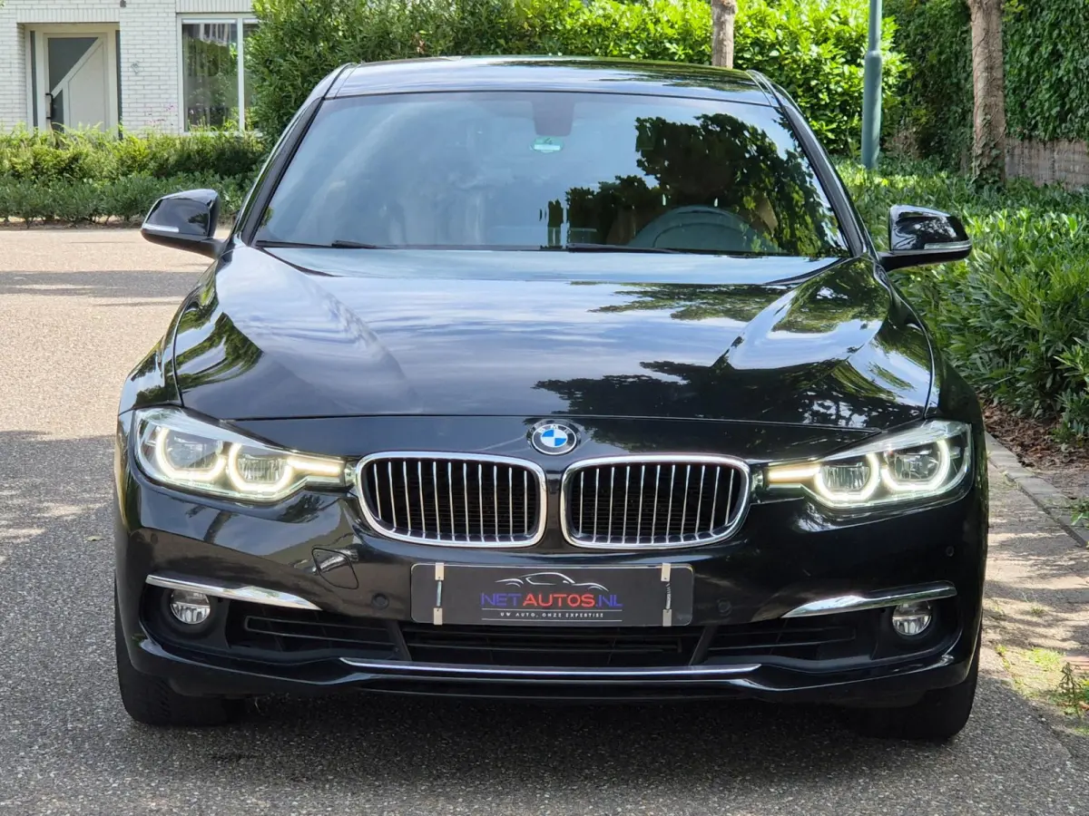 F30 Apple CarPlay Sport Interieur NBT Evo GR Navi LCI High Executive PDC Dodehoek waarschwing