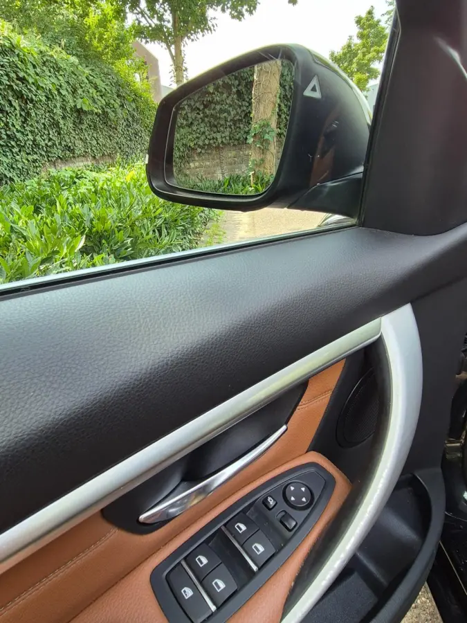 F30 Apple CarPlay Sport Interieur NBT Evo GR Navi LCI High Executive PDC Dodehoek waarschwing