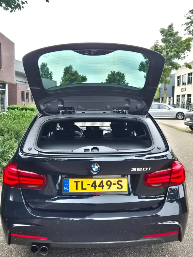 M Sport Edition Panorama Apple CarPlay 19inch M Stuurverwarming