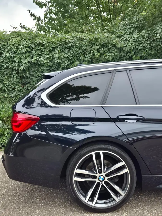 M Sport Edition Panorama Apple CarPlay 19inch M Stuurverwarming