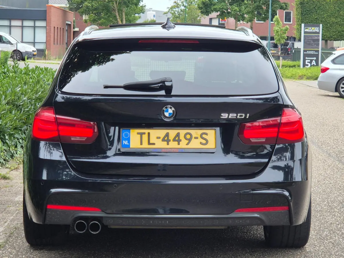 M Sport Edition Panorama Apple CarPlay 19inch M Stuurverwarming