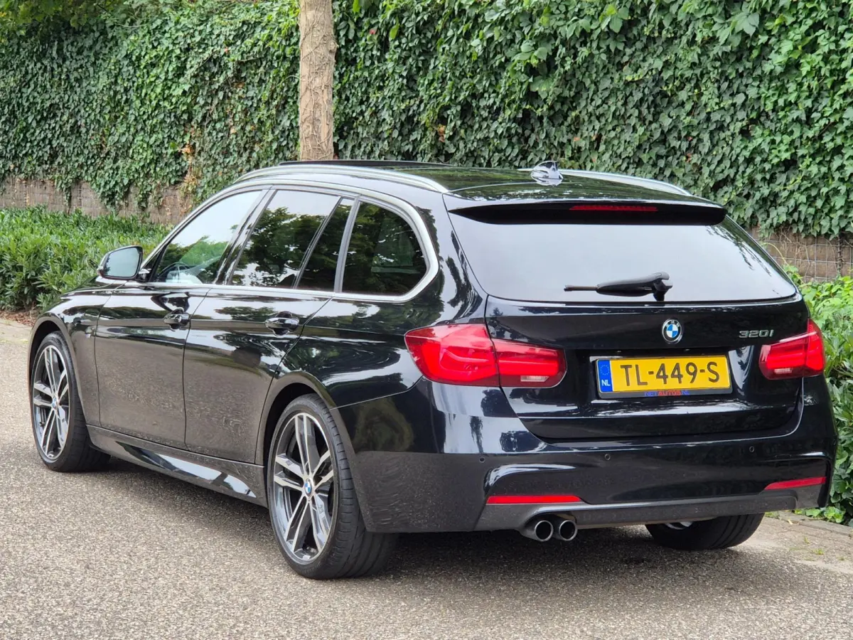 M Sport Edition Panorama Apple CarPlay 19inch M Stuurverwarming