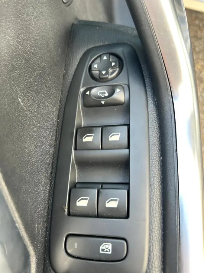1.2 PureTech Allure Panodak Leer Automaat