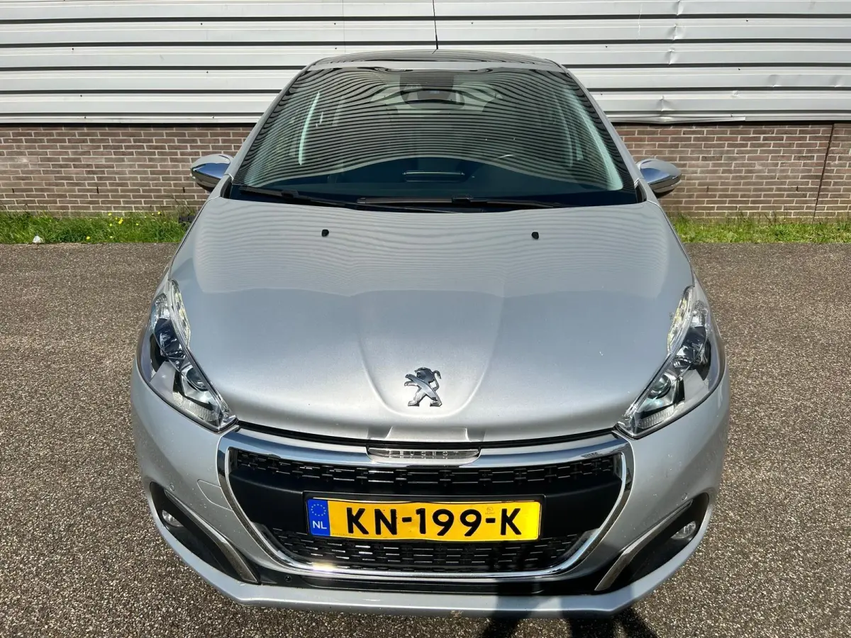 1.2 PureTech Allure Panodak Leer Automaat