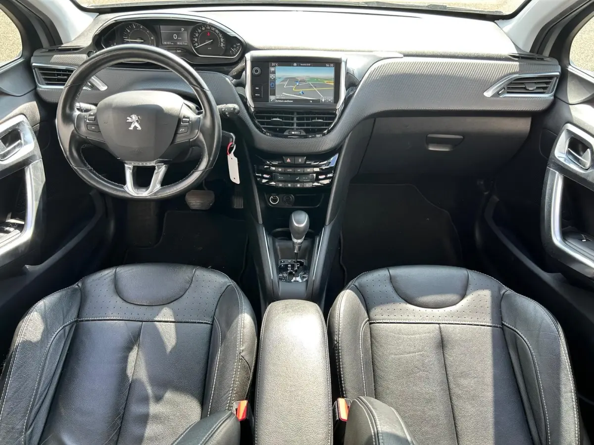 1.2 PureTech Allure Panodak Leer Automaat