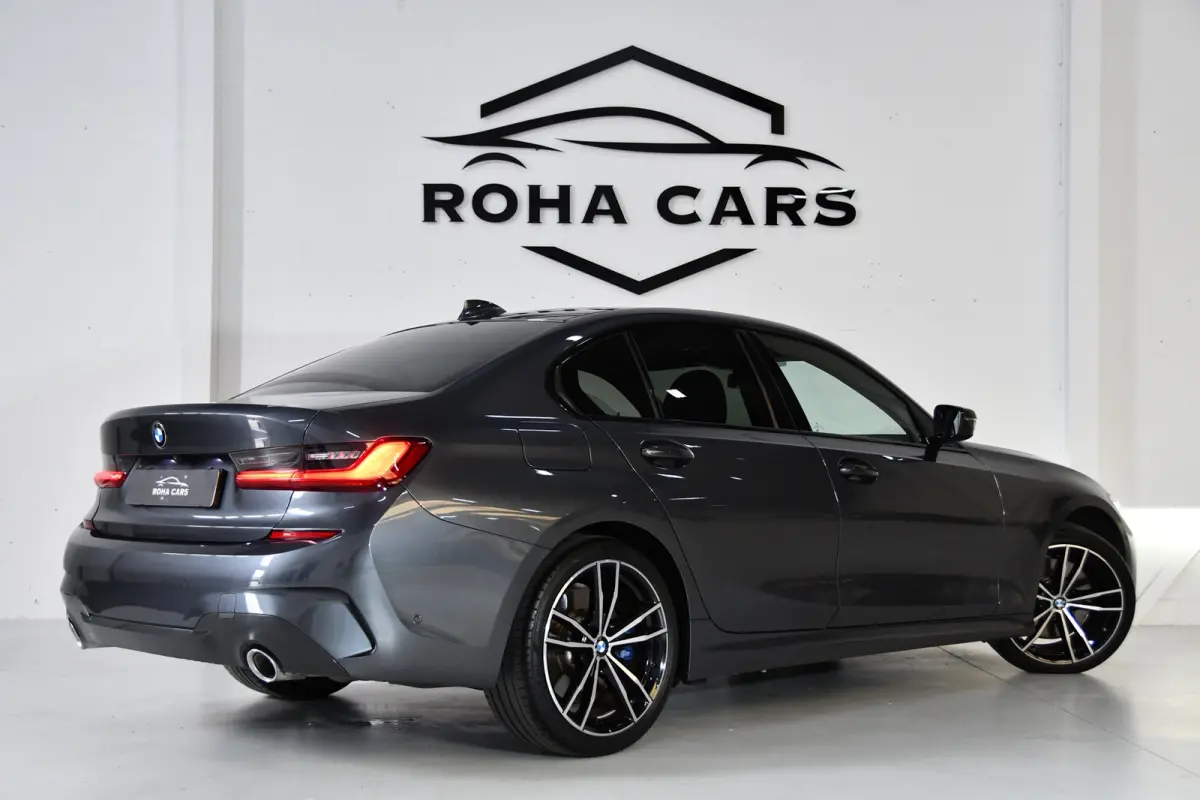 330e High Executive, Schuifkanteldak, M-pakket, Head up, Apple carplay