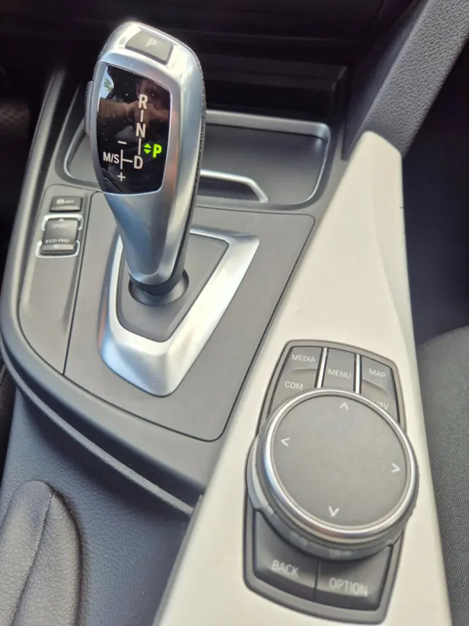 320i B48M F31 Trekhaak Apple CarPlay Navi Pro Automaat Cruise Control NAP NEW APK LED