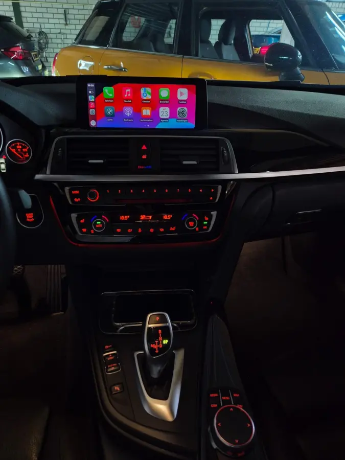 320i High Executive Navi GR Apple CarPlay Sport Leder LED Automaat NAP NL