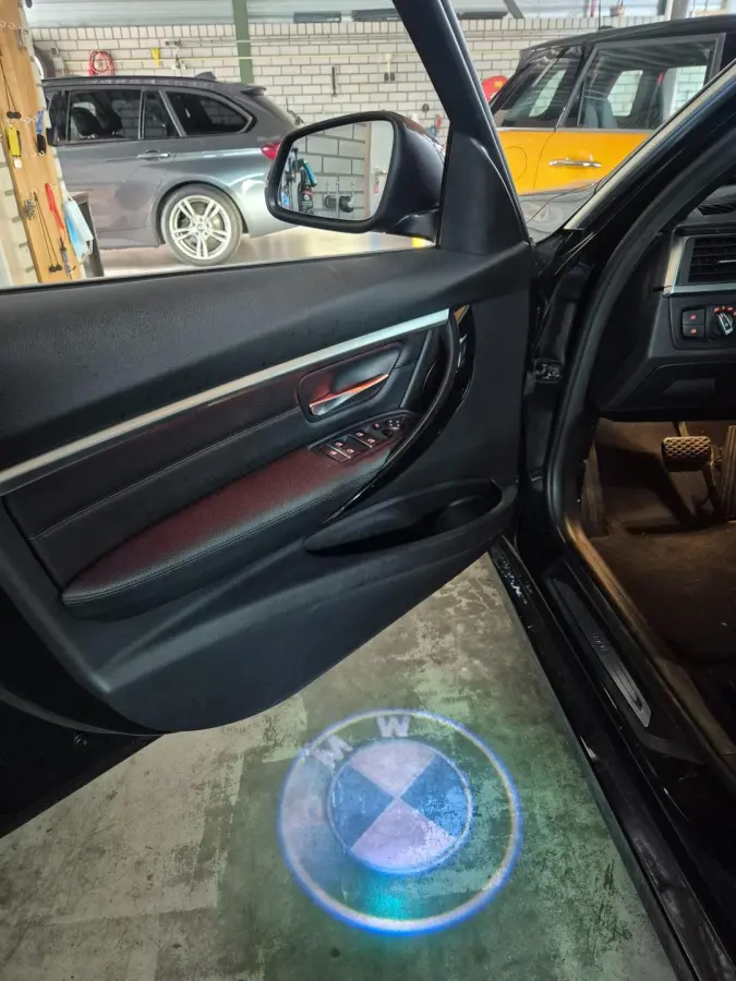 320i High Executive Navi GR Apple CarPlay Sport Leder LED Automaat NAP NL