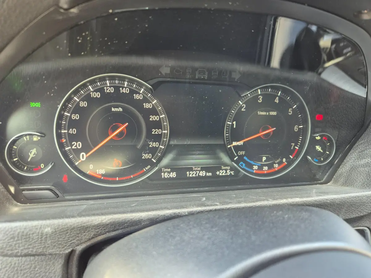M Sport Dig.Teller Apple CarPlay Panorama LED Leder NAP Navi Pro GR Dealer onderhouden