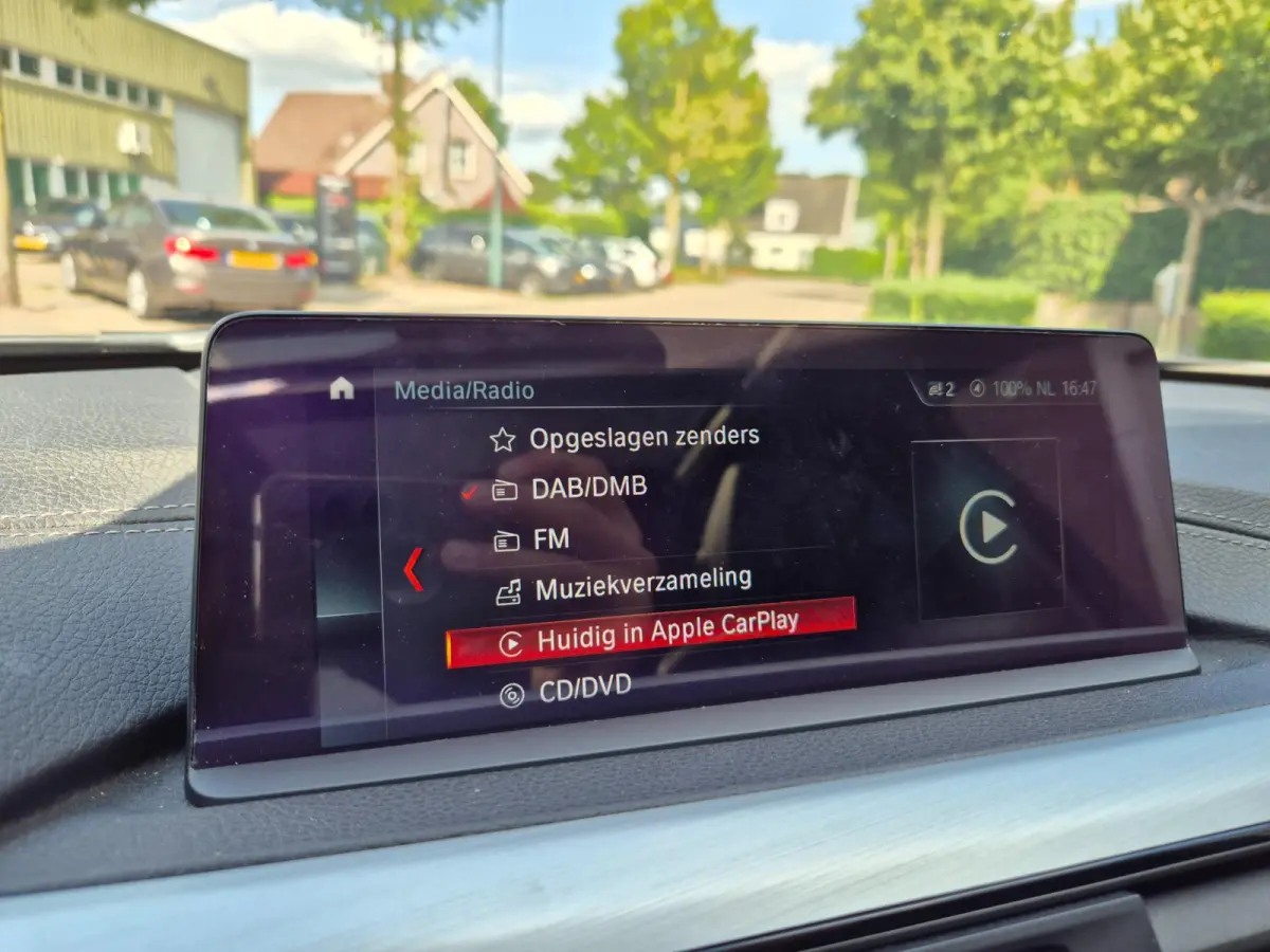 M Sport Dig.Teller Apple CarPlay Panorama LED Leder NAP Navi Pro GR Dealer onderhouden