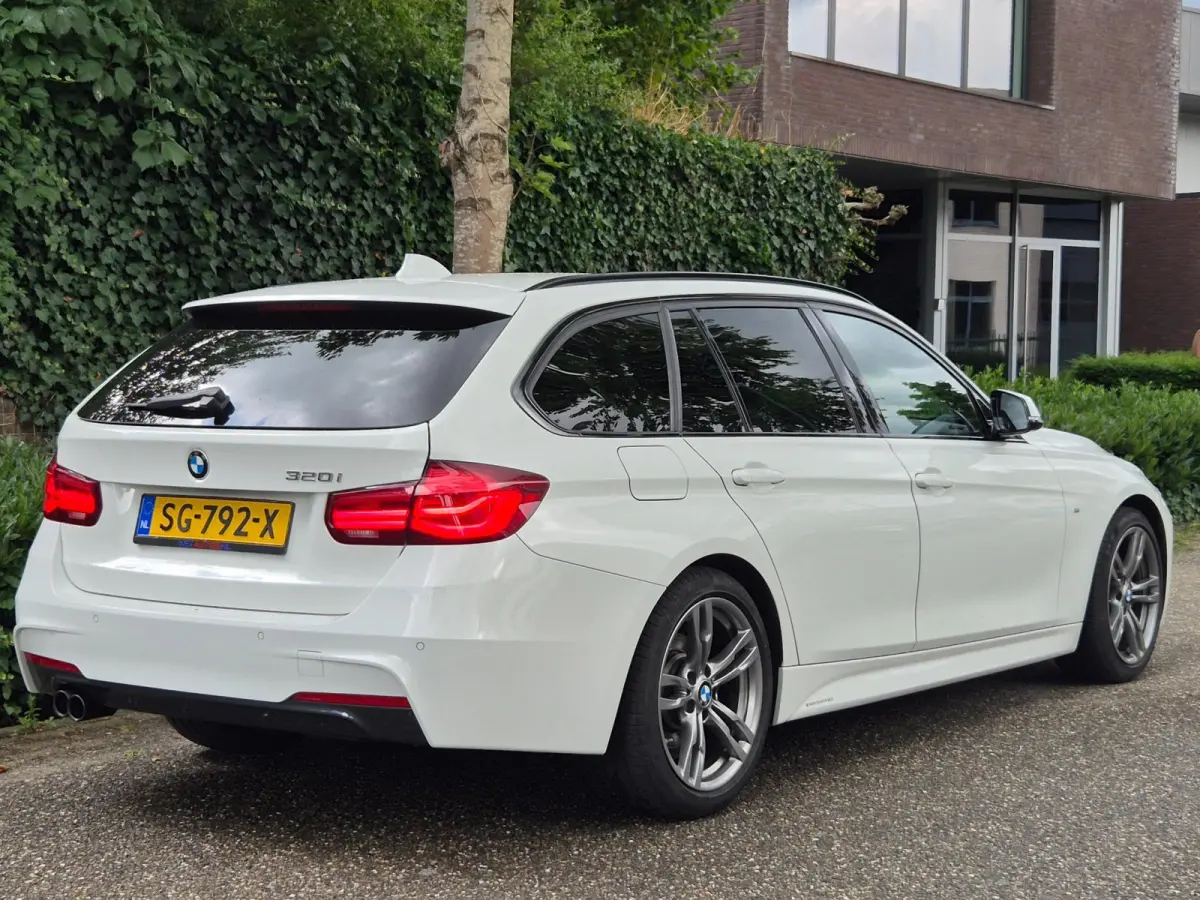 320i Edition M Sport Shadow Executive Apple CarPlay Dig. Teller Navi GR LED Sfeerverlichting