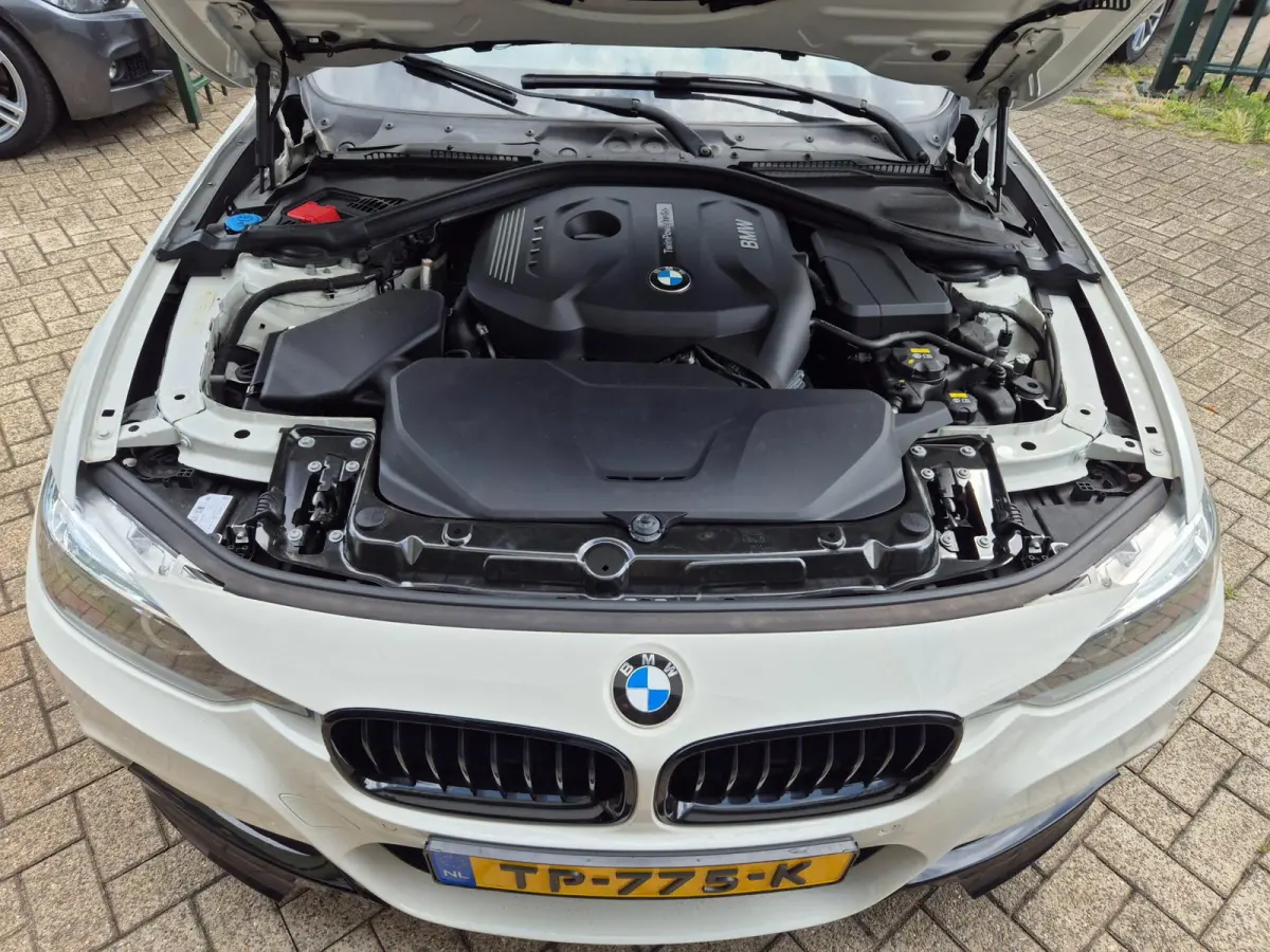 320i Edition M Sport Shadow Executive