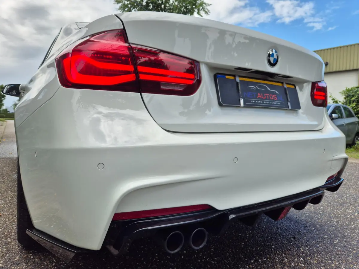 320i Edition M Sport Shadow Executive