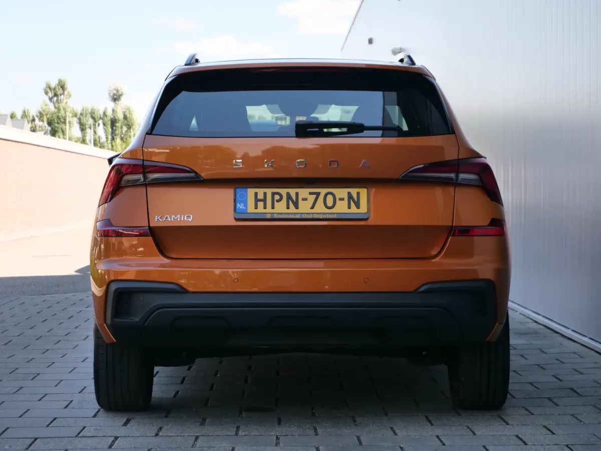 1.0 TSI 116 Pk Business Edition Automaat Apple Carplay / DAB / Camera / Pano-dak