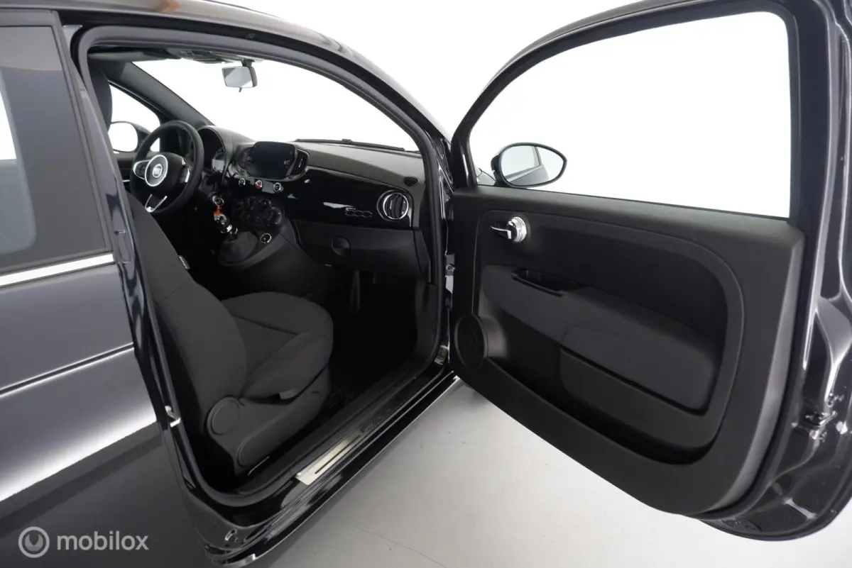 1.0 Dolcevita Finale airco|cruise|dab|applecarplay|lmv15