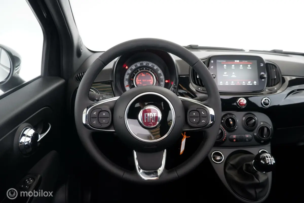 1.0 Dolcevita Finale airco|cruise|dab|applecarplay|lmv15