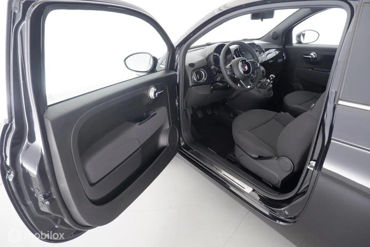 1.0 Dolcevita Finale airco|cruise|dab|applecarplay|lmv15