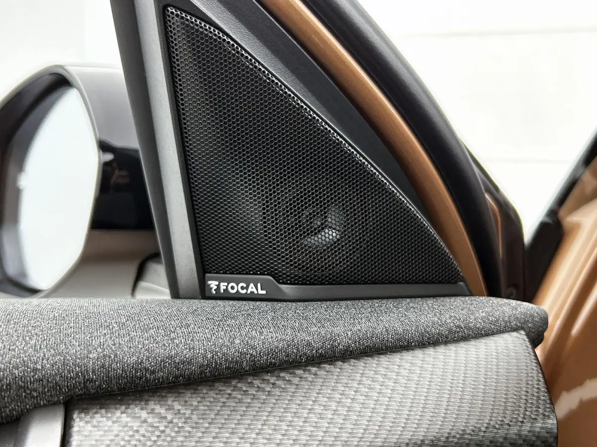 SUV GS Hybrid 145 pk Automaat | Navigatie | Rondomzicht Camera | Verwarmde Comfortstoelen | Elektrische Achterklep met Sensor | Premium Audio | Full-LED Koplampen | Head-up Display | Adaptie