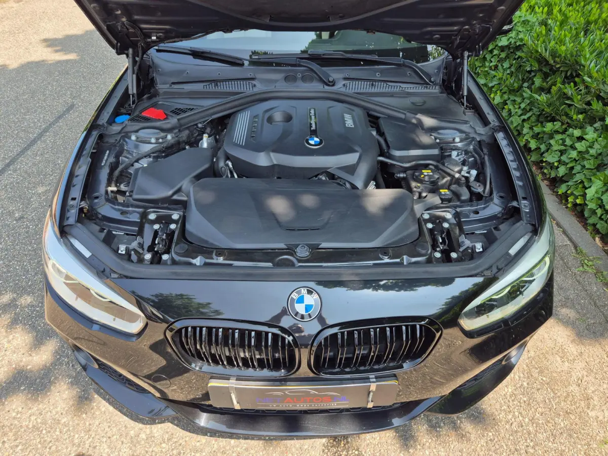 120i High Executive M Pakket incl. 6mnd GARANTIE Coupé Apple CarPlay Harman & Kardon LED NAP NL