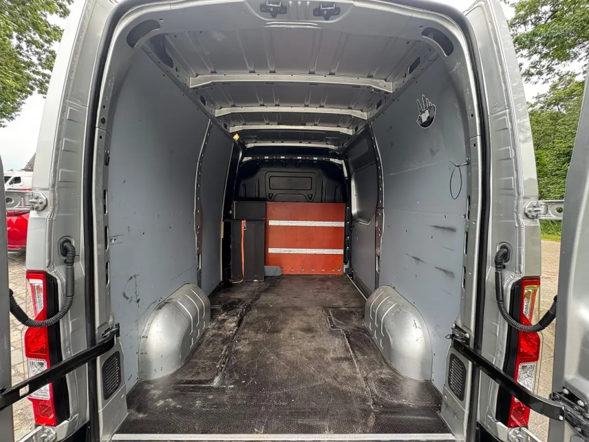 2.3 Cdti180pk tecshift L1H2 3.5T ecc,navi,camera,cruise,sidebar,trekhaak